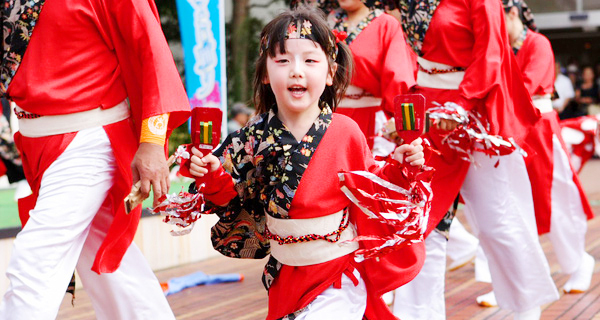 nhan-hoc-phi-dau-don-nhung-voi-cach-hoc-hoi-thong-minh-dn-viet-sieu-nho-da-xuat-khau-hang-trieu-usd