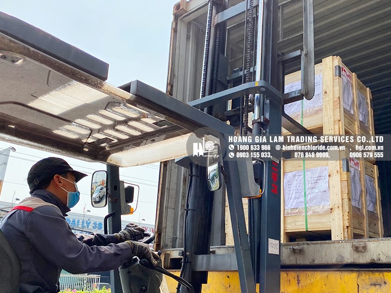 Hàng mới về 1.2021: Container bình điện xe nâng CEIL (CHLORIDE)