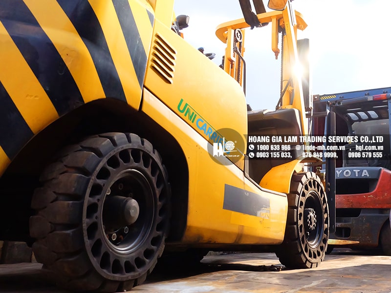 Hàng mới về 1.2021: Container xe nâng Nhật 1 tấn – 4 tấn