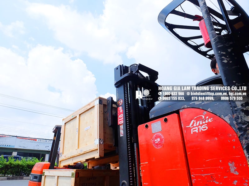 Hàng mới về 6.2021: Container bình điện xe nâng LIFTTOP (HITACHI) mới 100%