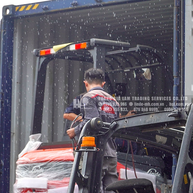 Xe nâng điện thế hệ mới Linde E25B-01 mới 100% | Hàng mới về 9.2023