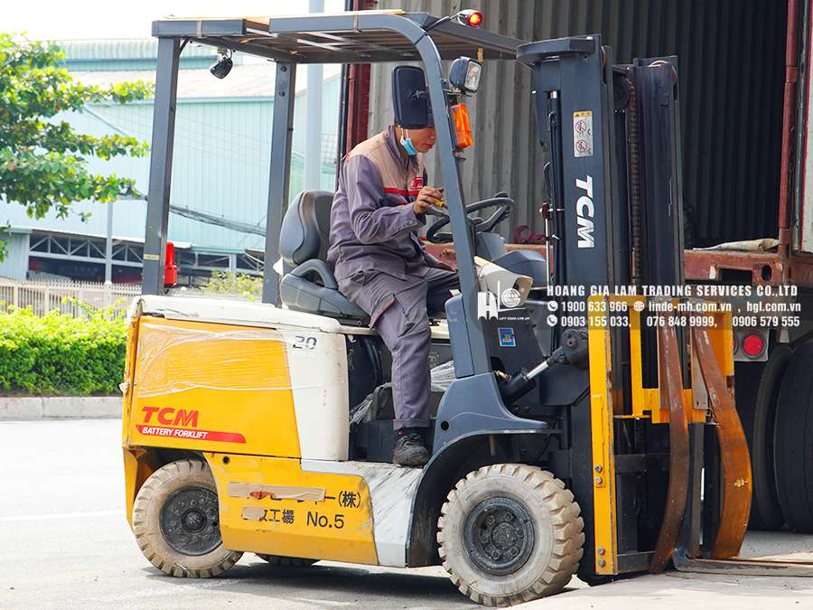 Xe nâng điện forklift, reach truck 1.5 – 2.5 tấn, xuất xứ Nhật Bản | Hàng mới về