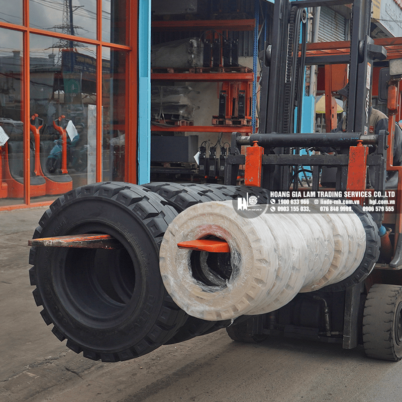 Bánh đặc xe nâng cao su GRI | Hàng mới về (307)