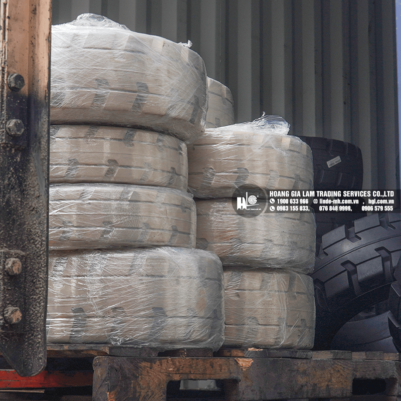 Bánh đặc xe nâng cao su GRI | Hàng mới về (307)